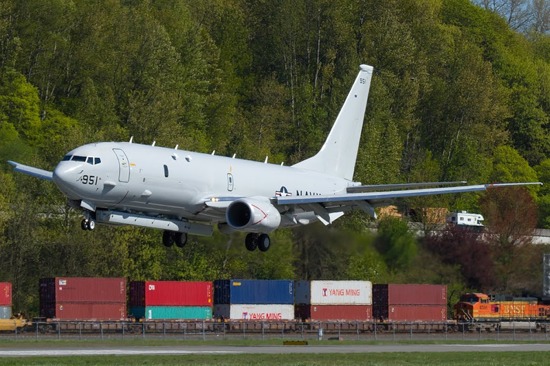 Illustration for article titled Exclusive: P-8 Poseidon Flies With Shadowy Radar System Attached